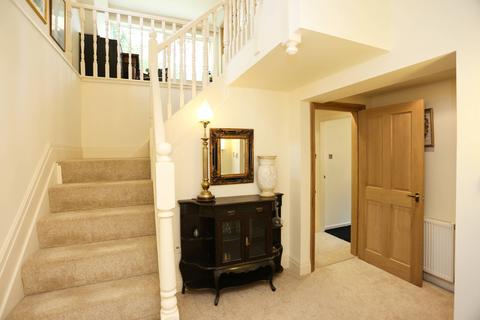 32a Arkwright Road, Marple, Stockport, SK6 7DB
