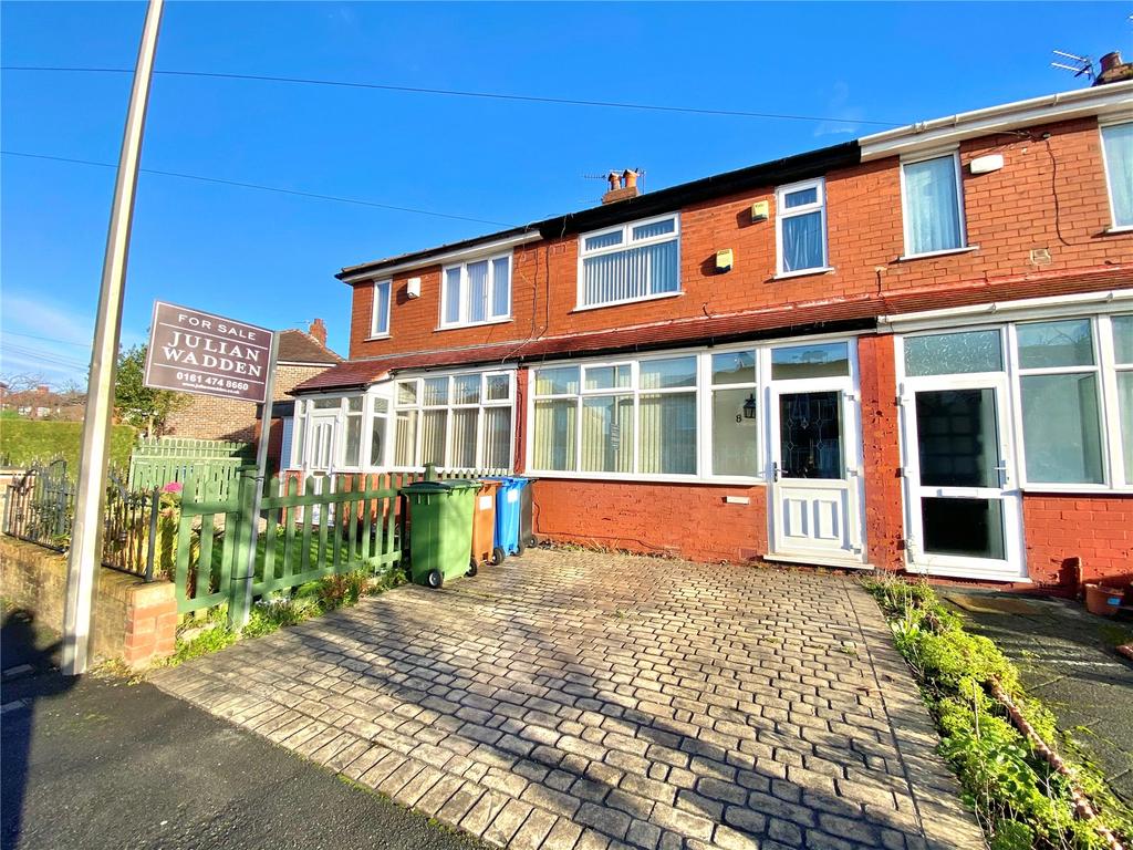 Colwyn Crescent, Reddish, Stockport, SK5 3 bed terraced house £190,000