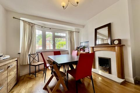 5 bedroom semi-detached house to rent, Boldmere Road, Pinner HA5