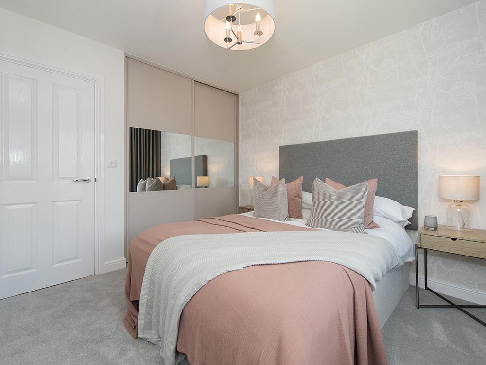 Spacious double bedroom