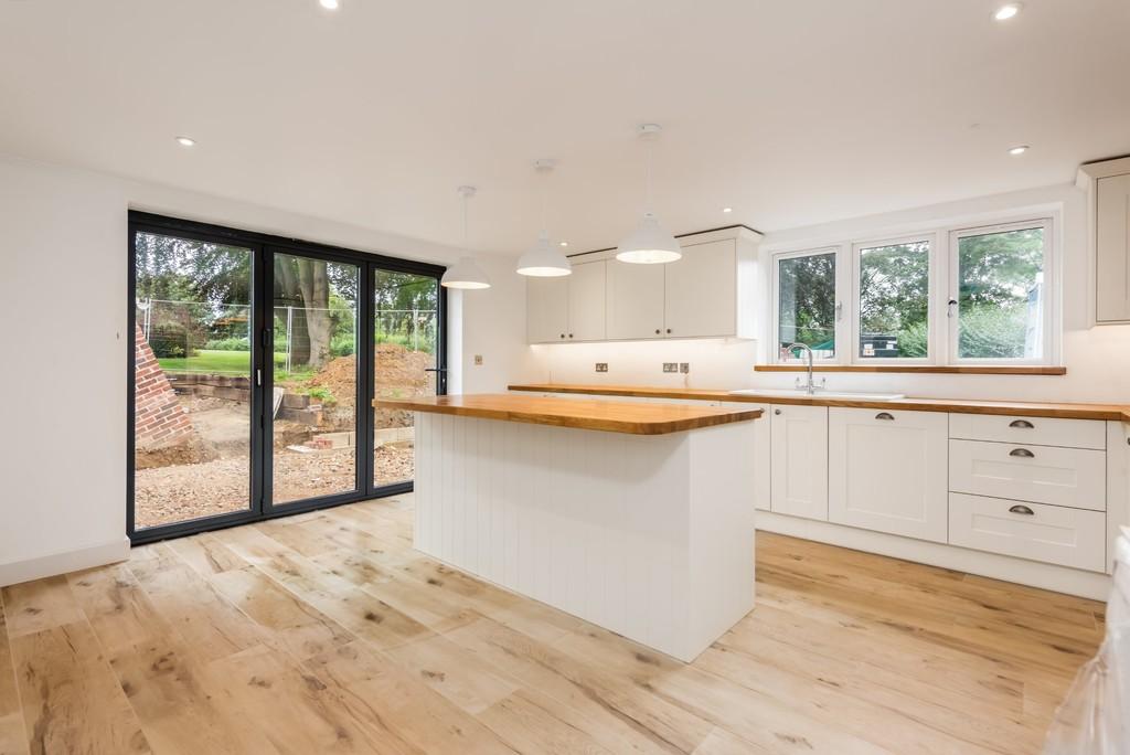 Great Dunham 4 bed detached house £575,000