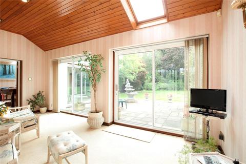 7 Oratory Gardens, Poole, BH13 7HJ