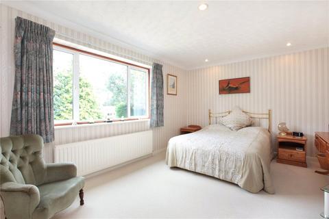 7 Oratory Gardens, Poole, BH13 7HJ