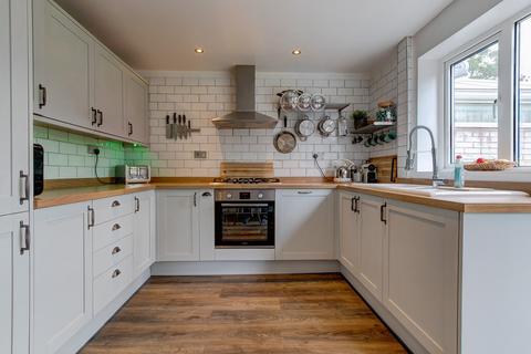 4 Cherington Close, Redditch, B98 0BB