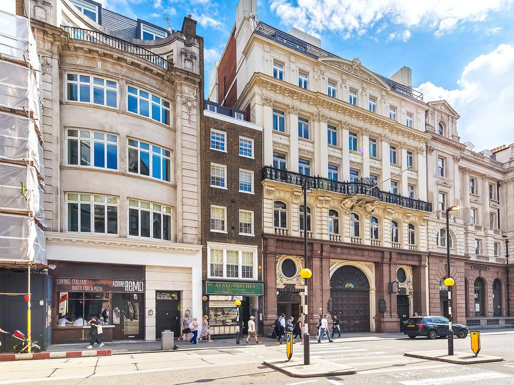 Strand Chambers