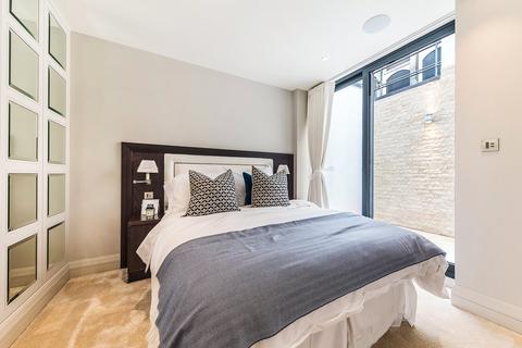 2 bedroom apartment to rent, Strand Chambers, Strand, WC2R