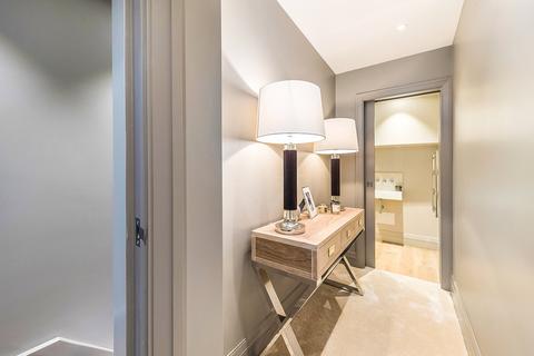 2 bedroom apartment to rent, Strand Chambers, Strand, WC2R