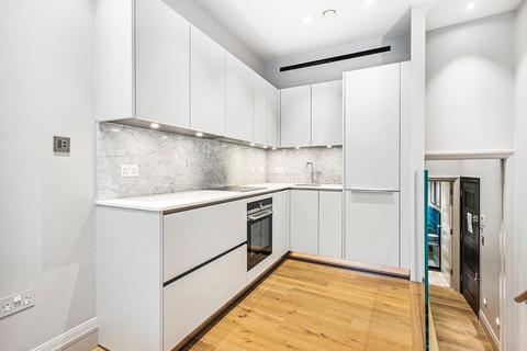 1 bedroom apartment to rent, Strand Chambers, Strand, WC2R