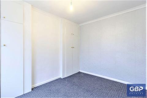 80 Amery Gardens, Romford, RM2 6RU