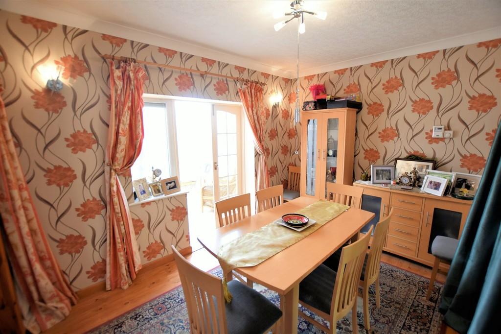 Mill Lane, Cayton Bay, Scarborough 3 bed detached house £290,000