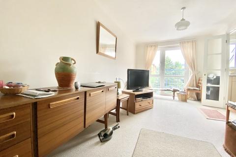 1 bedroom apartment for sale - Eddington Court, Beach Road