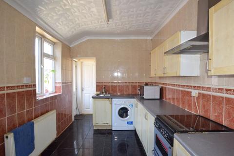 114 Bentley Lane, Walsall, WS2 8SR