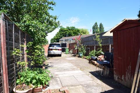 114 Bentley Lane, Walsall, WS2 8SR