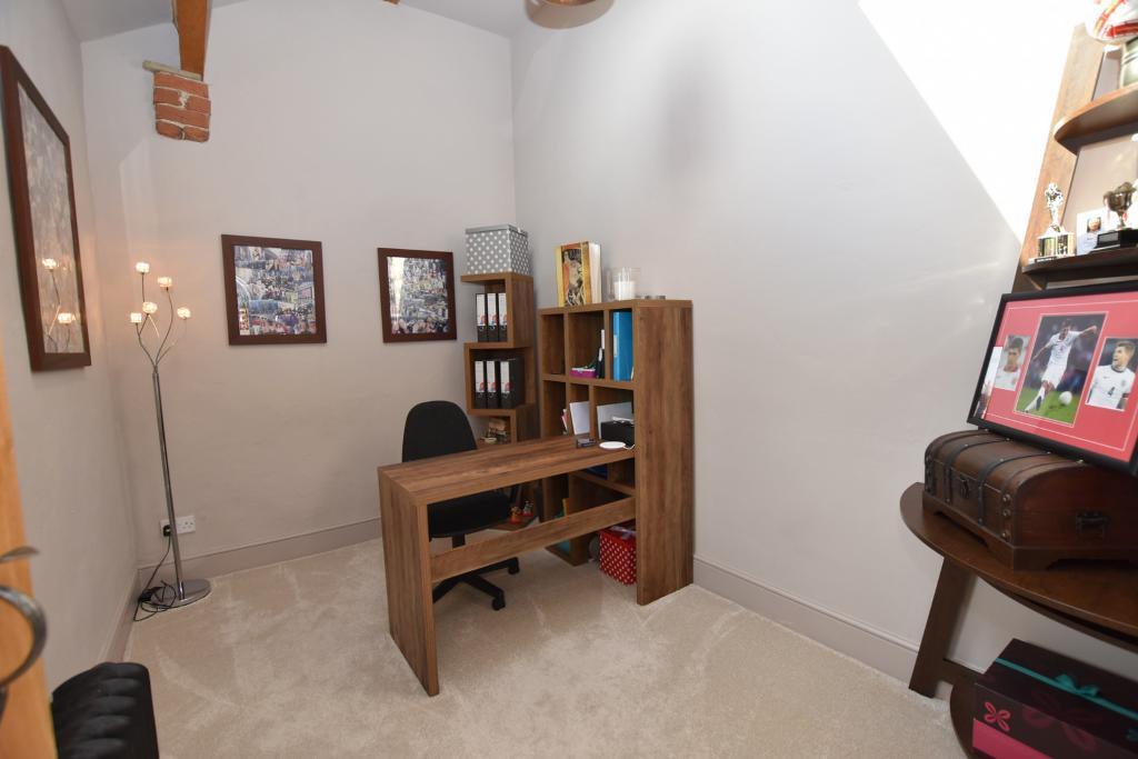Photo 20