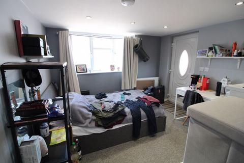 6 Andover Close, Luton, LU4 9EQ