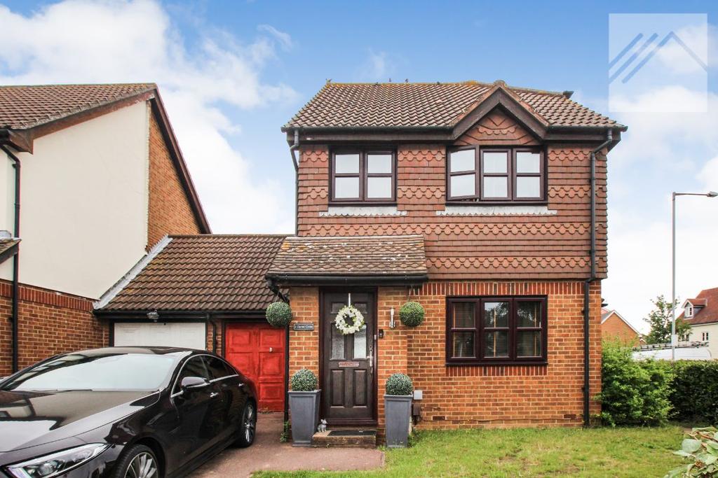 Daniel Close, Chafford Hundred 3 bed detached house £1,500 pcm (£346 pw)