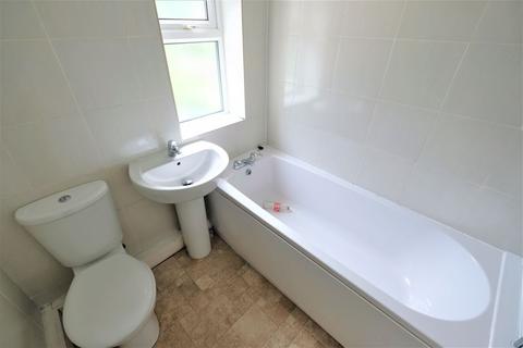 8 Bradburn Grove, Eccles, Manchester, M30 0UD
