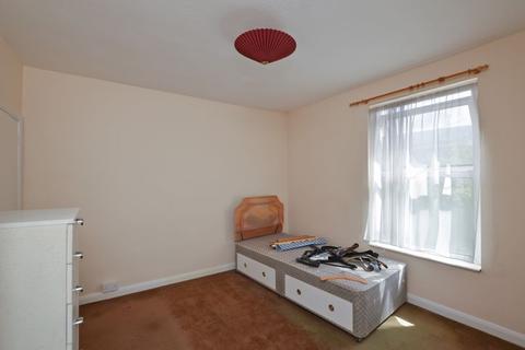 28 Ashfield Road, Salisbury, SP2 7EW