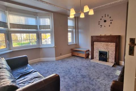 3 bedroom flat to rent, Calthorpe Road, Edgbaston.