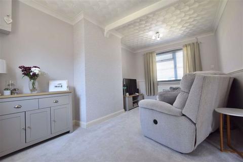 4 Darwin Road, Gloucester, GL4 6TE