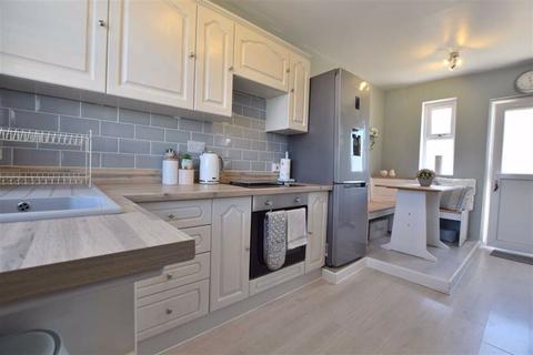 4 Darwin Road, Gloucester, GL4 6TE