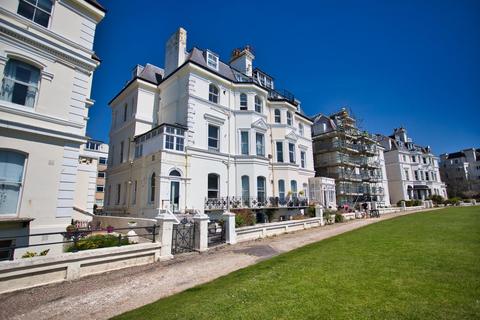 Flat 2, 29 Clifton Crescent, Folkestone, CT20 2EN