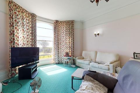 Flat 2, 29 Clifton Crescent, Folkestone, CT20 2EN
