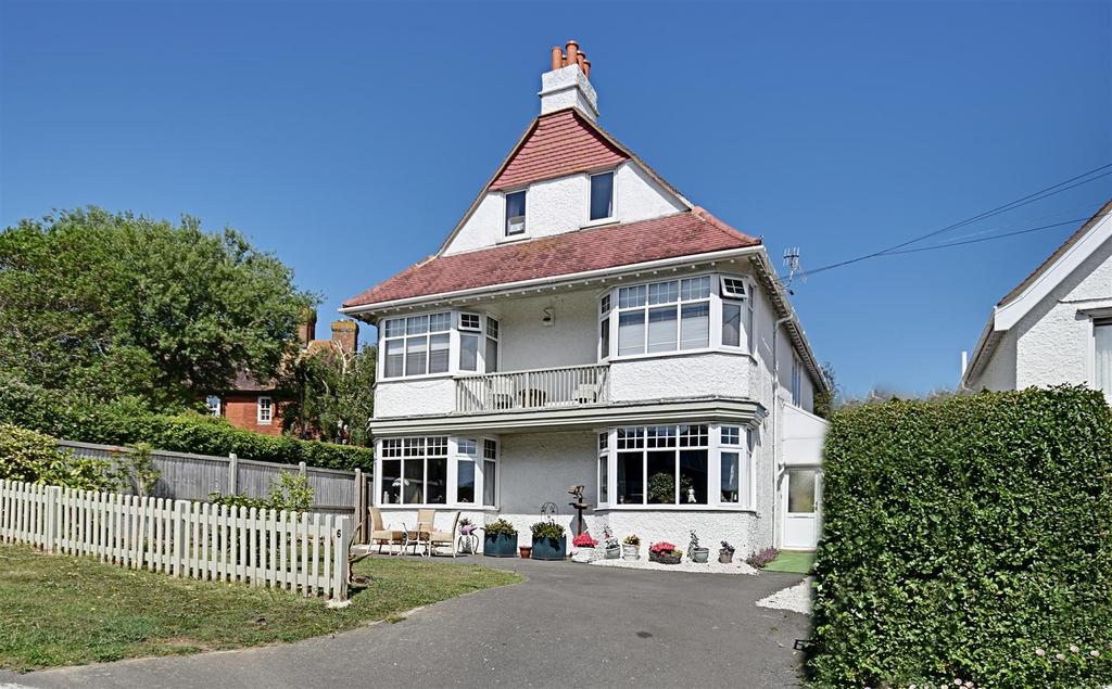 Penland Road, BexhillOnSea 6 bed detached house £685,000
