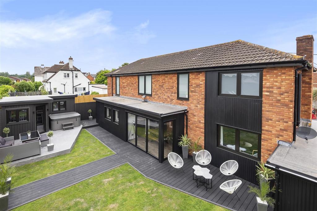 Colebrooke Lane, Cullompton 4 bed detached house £550,000