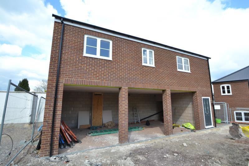 Presley Court, Belle Vue Road, Andover, SP10 2DF 1 bed coach house £