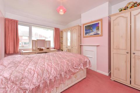 41 Chantrey Crescent, Birmingham, B43 7PA