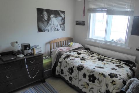 18 Sark Close, Hounslow, TW5 0PZ