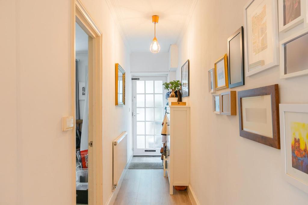 ECALPNAIDIREM31 FB - Hallway B.jpg