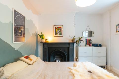 Flat 1, 13 Meridian Place, Bristol, BS8 1JG