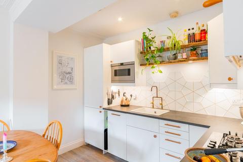 Flat 1, 13 Meridian Place, Bristol, BS8 1JG