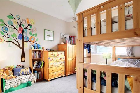 26 Marshland Square, Emmer Green, Reading, RG4 8RP