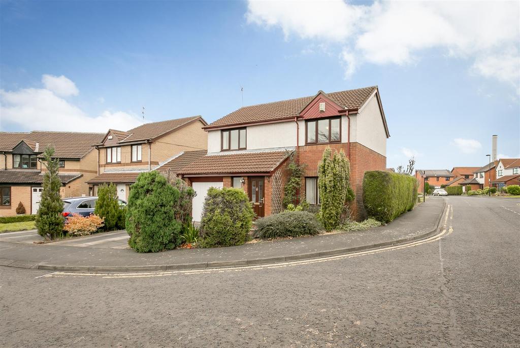 Daylesford Drive, South Gosforth, Newcastle upon Tyne 3 bed detached