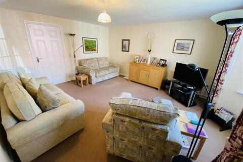 38 Abbots Mews, Selby, YO8 8RS