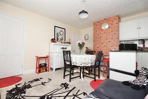 1 Rendlesham Road, Ipswich, IP1 2LY