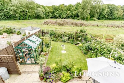 36 Oaks Drive, Necton, Swaffham, PE37 8LY
