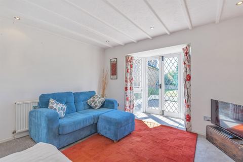 May Cottage Hedsor Road, Bourne End, SL8 5ES