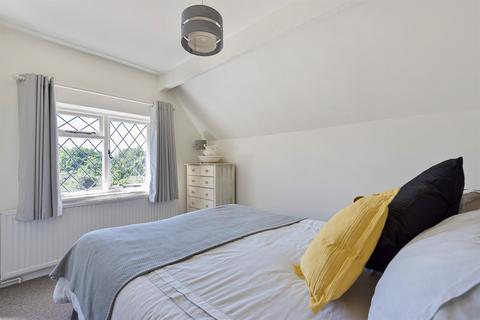 May Cottage Hedsor Road, Bourne End, SL8 5ES