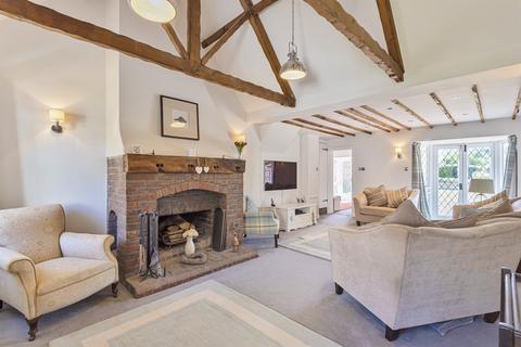 May Cottage Hedsor Road, Bourne End, SL8 5ES