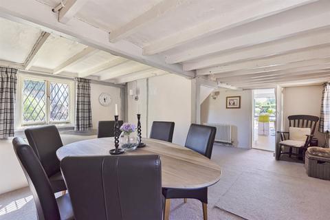 May Cottage Hedsor Road, Bourne End, SL8 5ES