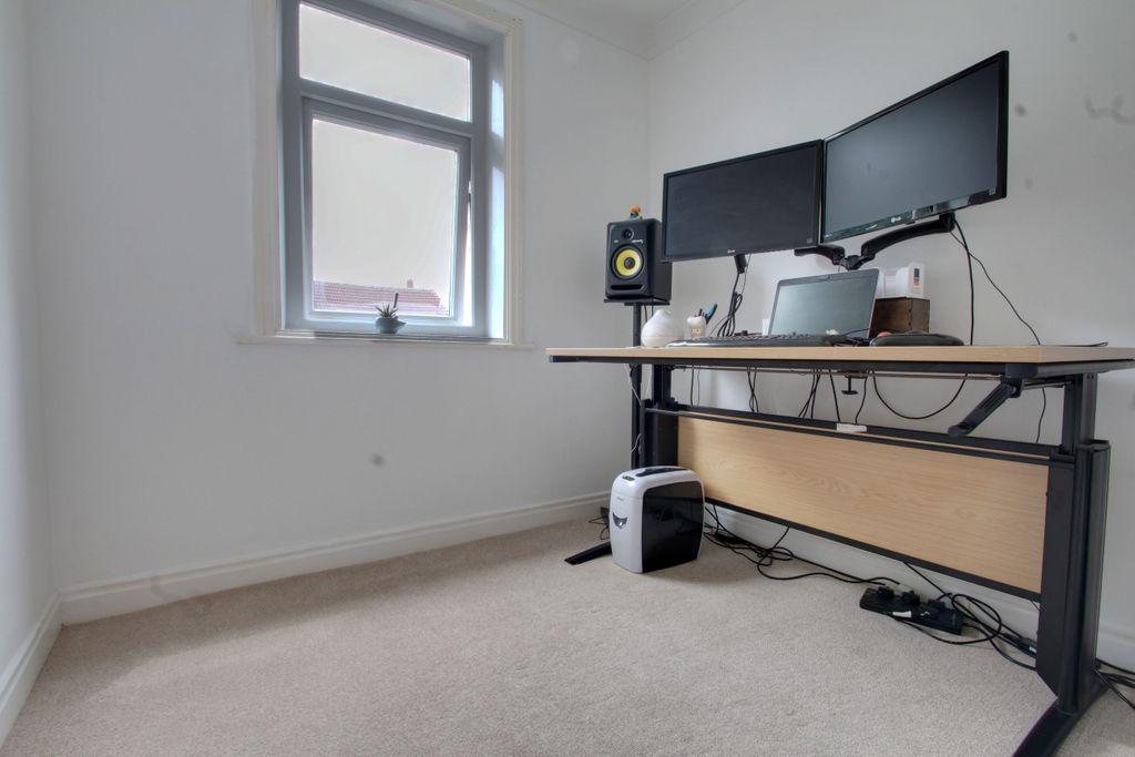 Bedroom 3 (Single)