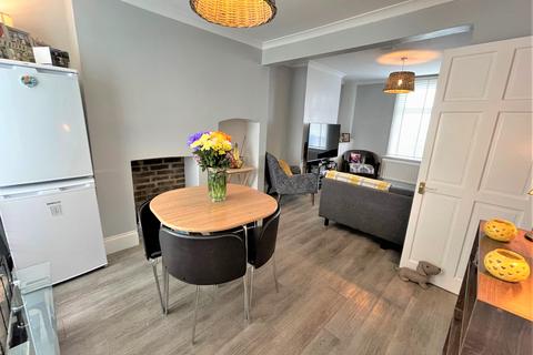 23 Whitfeld Road, Ashford, TN23 7TS