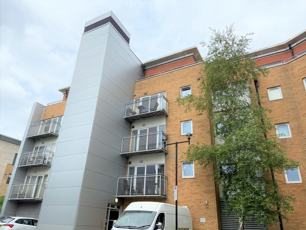 2 Bedroom Flat for Rent