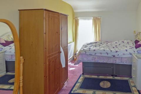 21 Buddle Terrace, West Allotment, Newcastle Upon Tyne, NE27 0EJ