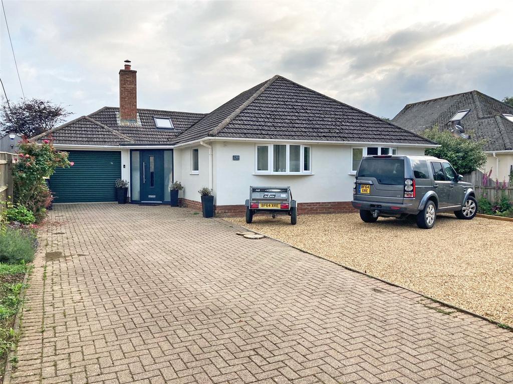 Everton Road, Hordle, Lymington, SO41 3 bed bungalow for sale £800,000