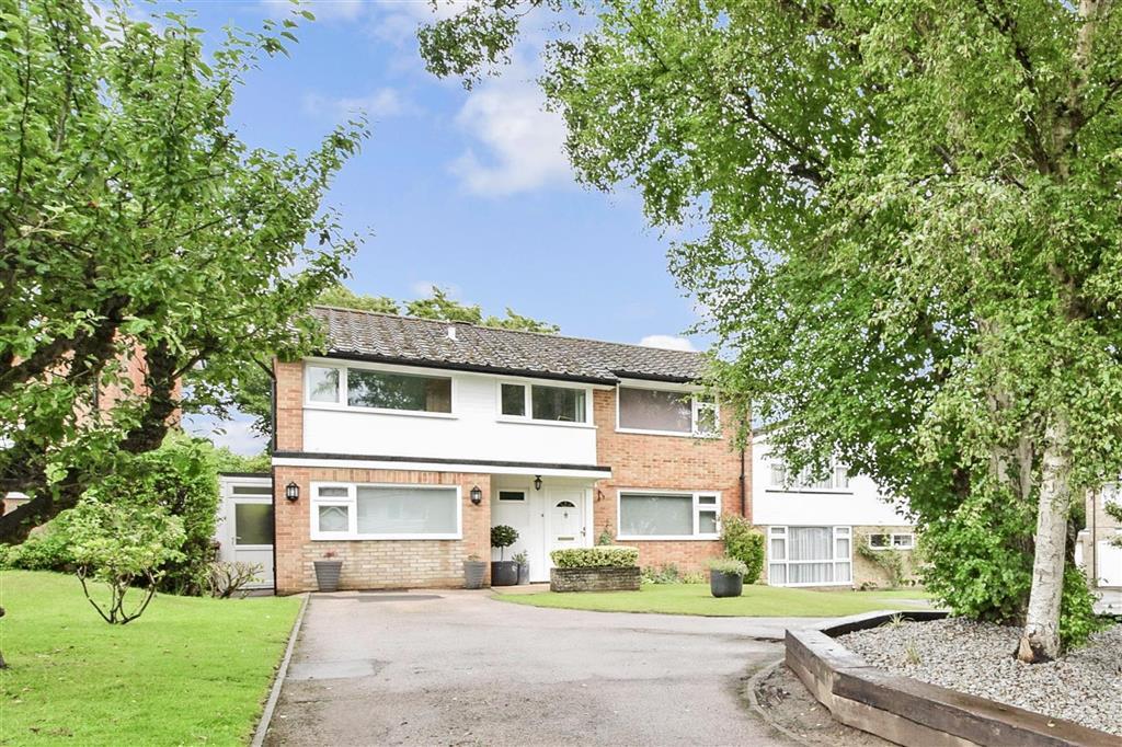 Priory Drive, Reigate, Surrey 4 bed detached house £885,000